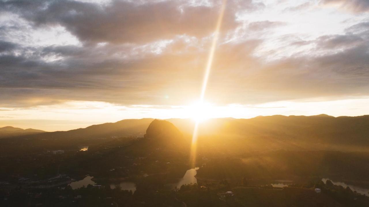 Domus Glamping Guatape Otel Dış mekan fotoğraf