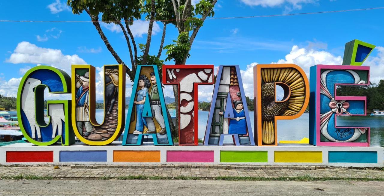Domus Glamping Guatape Otel Dış mekan fotoğraf